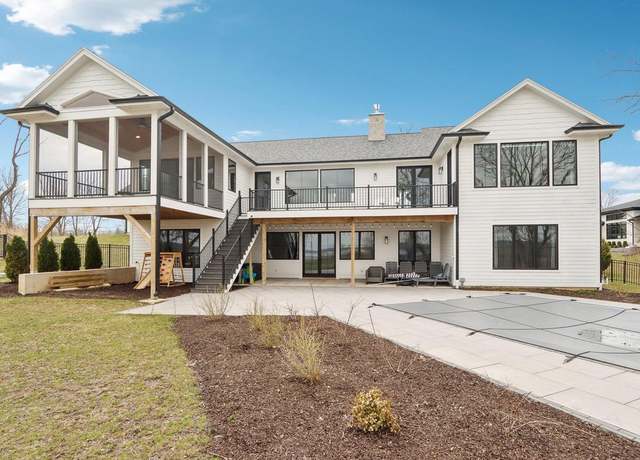 Property at W4532 Lakeview Glen Dr, Lake Geneva, WI 53147, 4 beds, 4.5 baths