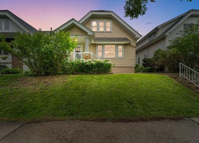 Property at 4532 N Bartlett Ave Unit 4532A, Shorewood, WI 53211, 3 beds, 2 baths
