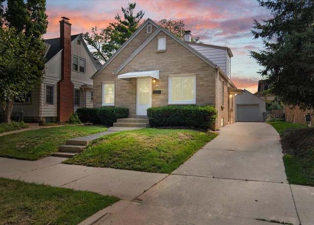 Property at 206 N 77th St, Milwaukee, WI 53213, 3 beds, 1 bath