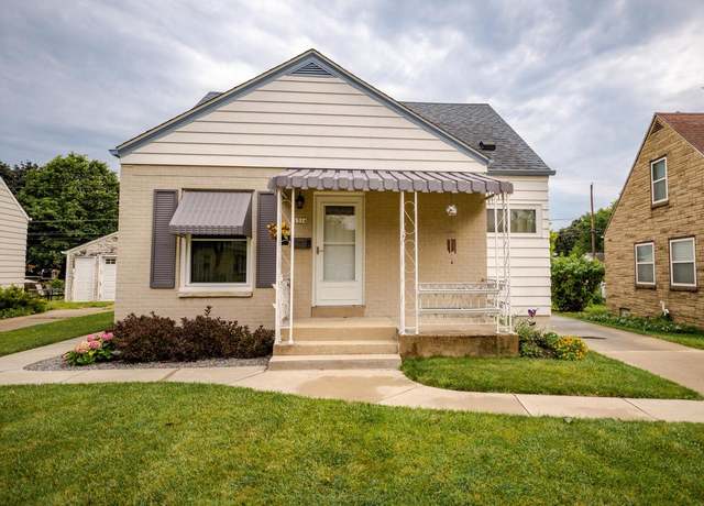 Property at 1314 E Crawford Ave, Milwaukee, WI 53207, 3 beds, 2 baths