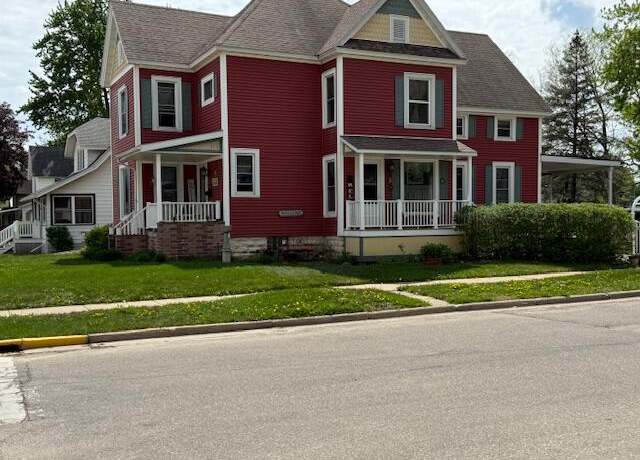Property at 400 S Water St, Sparta, WI 54656, 4 beds, 2.5 baths