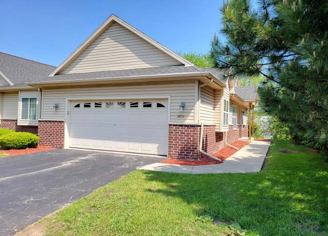 Property at 2832 E Somers Ct, Cudahy, WI 53110, 2 beds, 2 baths