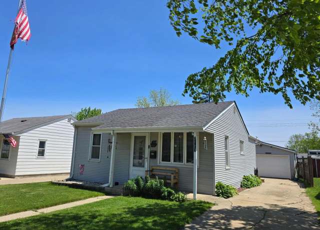 Property at 2027 Indiana St, Racine, WI 53405, 2 beds, 1 bath