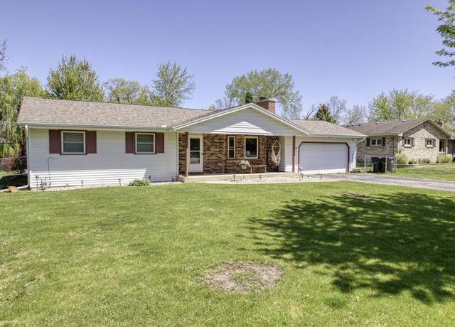 Property at 4540 Tabor Rd, Racine, WI 53402, 4 beds, 2.5 baths