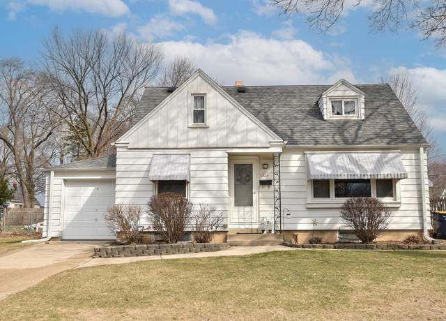 Property at 7400 W Cleveland Ave, West Allis, WI 53219, 4 beds, 2 baths