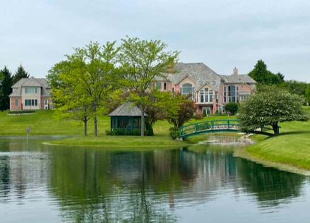 Property at N84W36411 Riverwood Ln, Oconomowoc, WI 53066, 5 beds, 6.5 baths