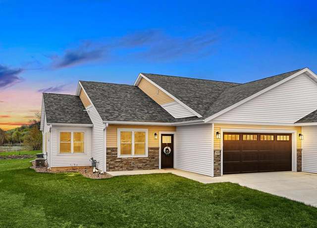 Property at 3825 Sunnyside Drive West Dr, La Crosse, WI 54601, 3 beds, 2 baths