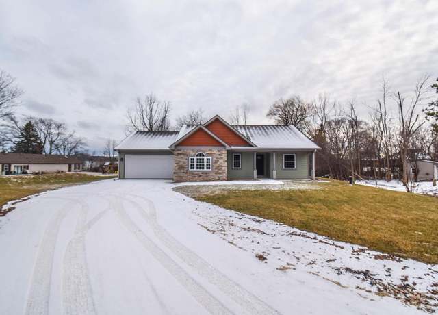 Property at 1255 Westwood Dr, Grafton, WI 53024, 3 beds, 2 baths