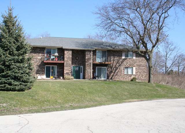 Property at 4845 Scotts Way #103, Racine, WI 53402, 2 beds, 1 bath