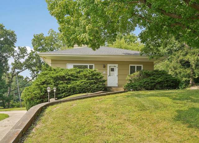 Property at W192S7365 Bay Shore Dr, Muskego, WI 53150, 3 beds, 2 baths