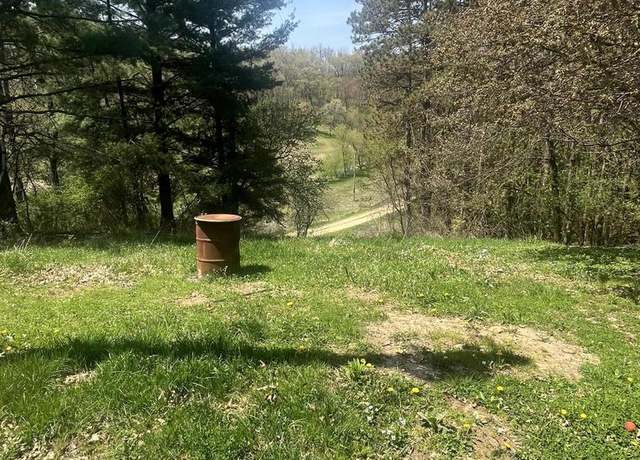 Property at w18310 Moen Coulee Rd, Ettrick, WI 54627, 1 bed, 1 bath