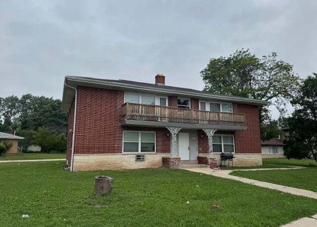 Property at 8922 W Villard Ave, Milwaukee, WI 53225