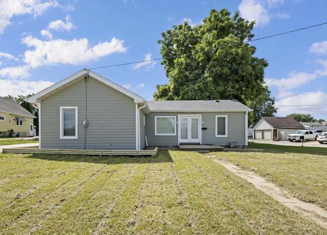 Property at 611 E Sumner St, Hartford, WI 53027, 2 beds, 1 bath
