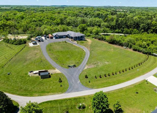Property at 2578 Back Rd, Burlington, WI 53105, 4 beds, 4 baths