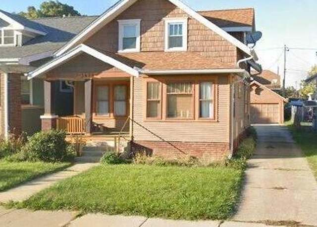 Property at 3620 Lindermann Ave, Racine, WI 53405, 3 beds, 1.5 baths