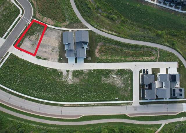 Property at 9425 S Cypress Pl #13001, Oak Creek, WI 53154