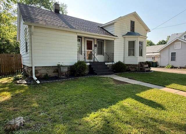 Property at 432 Edward St, Fort Atkinson, WI 53538, 3 beds, 1 bath