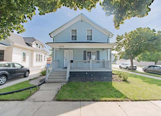 Property at 1653 Deane Blvd, Racine, WI 53405, 3 beds, 1 bath