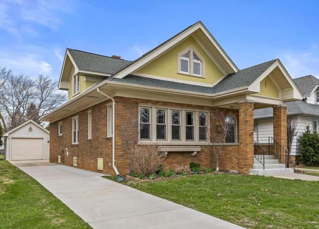 Property at 2512 Lasalle St, Racine, WI 53402, 3 beds, 3 baths