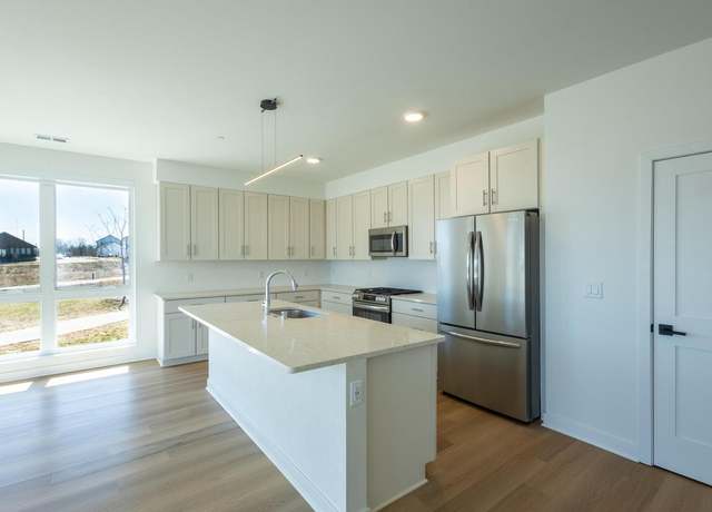 Property at 9378 S Alder Pl #101, Oak Creek, WI 53154, 2 beds, 2 baths