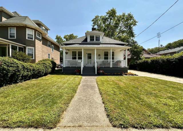 Property at 6565 5th Ave, Kenosha, WI 53143, 2 beds, 2 baths