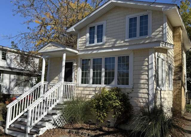 Property at N1736 W Beach Dr, Lake Geneva, WI 53147, 3 beds, 2 baths