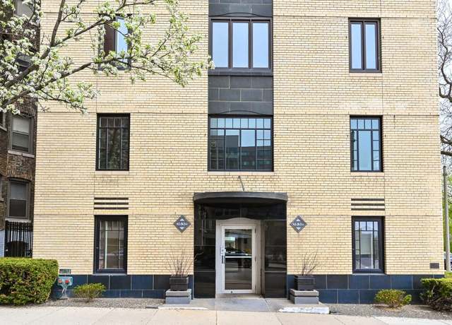Property at 1830 E Kane Pl #3, Milwaukee, WI 53202, 2 beds, 1.5 baths