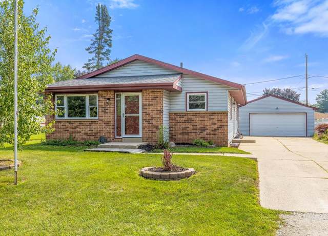 Property at 6905 Cliffside Dr, Racine, WI 53402, 4 beds, 1.5 baths