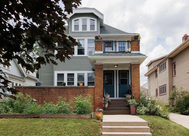 Property at 1831 N 53rd St #1833, Milwaukee, WI 53208, 4 beds, 2 baths
