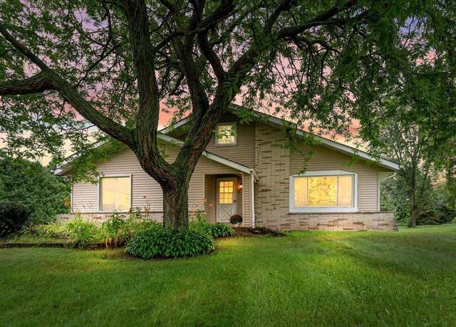 Property at 5591 Jacqueline Dr, West Bend, WI 53095, 3 beds, 2 baths