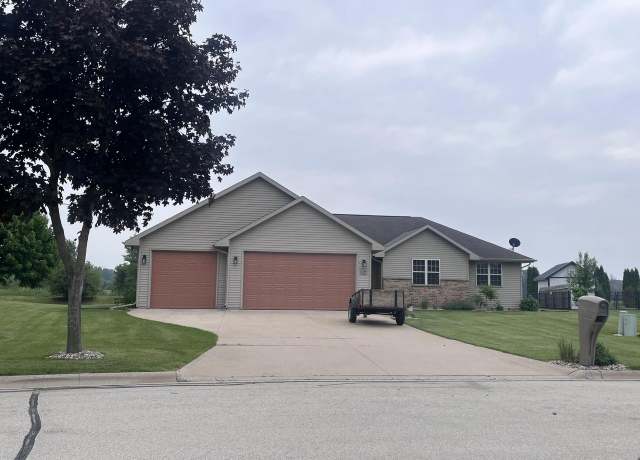 Property at 1534 Mcrae Cir, Bellevue, WI 54311, 3 beds, 2 baths