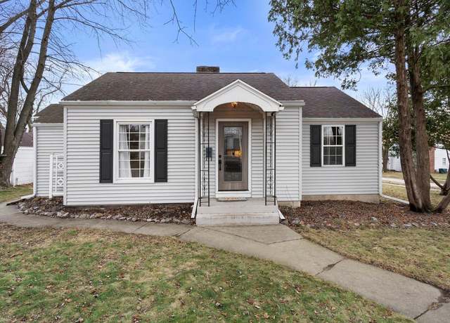 Property at 536 E Linden Dr, Jefferson, WI 53549, 2 beds, 1 bath