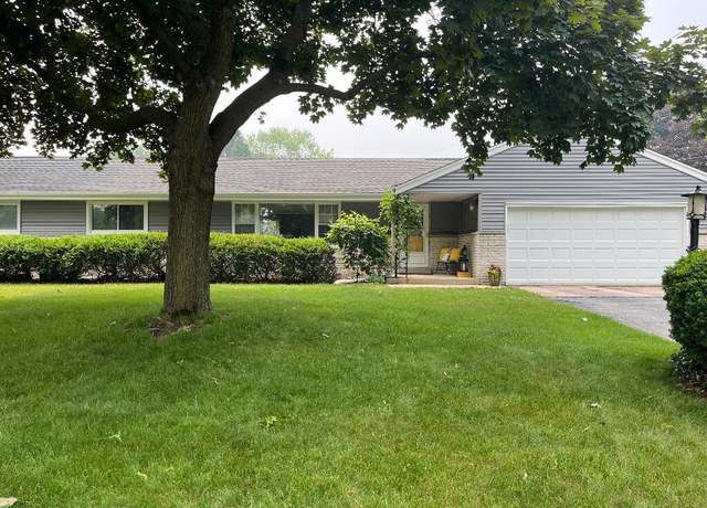 Property at 12113 N Ridge Trl, Hales Corners, WI 53130, 3 beds, 1.5 baths