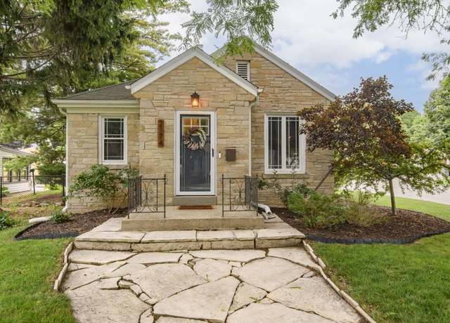 Property at 2174 S 107th St, West Allis, WI 53227, 2 beds, 1 bath
