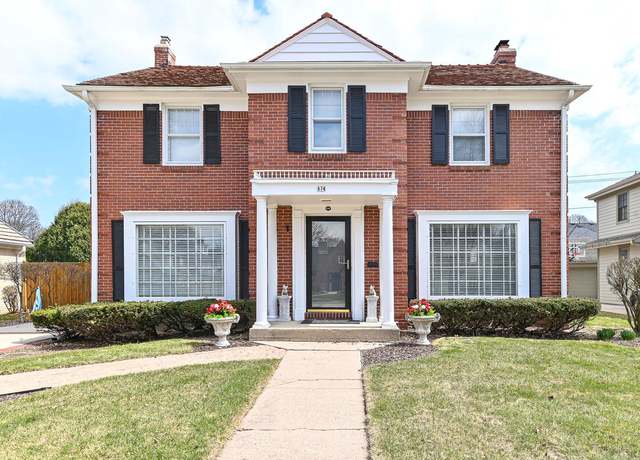 Property at 674 N 77th St, Wauwatosa, WI 53213, 4 beds, 3.5 baths