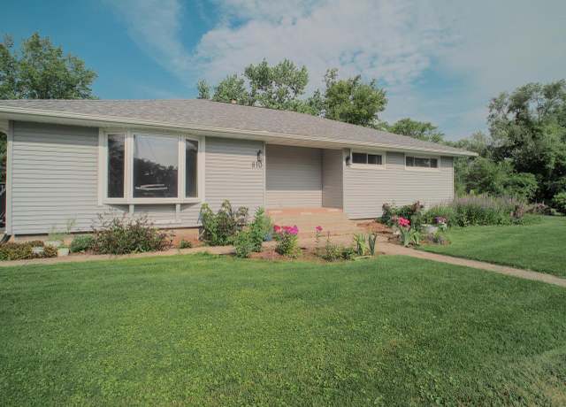 Property at 810 Clay St, Watertown, WI 53098, 4 beds, 2 baths