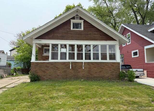 Property at 1613 69th St, Franklin, WI 53132, 2 beds, 1 bath