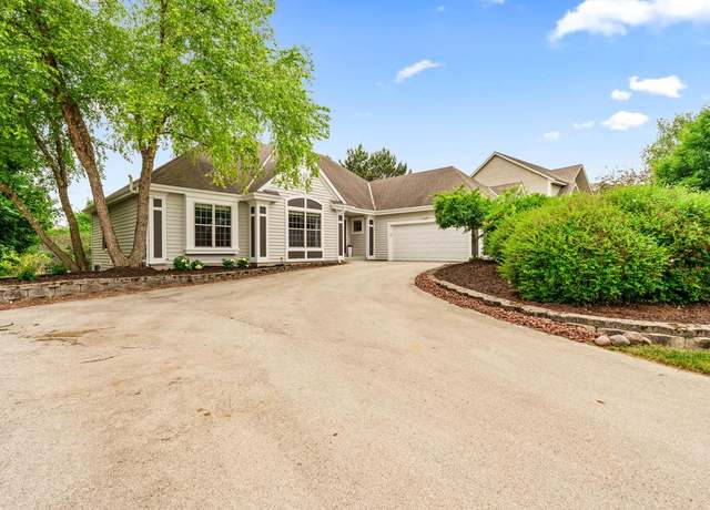 Property at N53W16527 Whitetail Run, Menomonee Falls, WI 53051, 3 beds, 2 baths