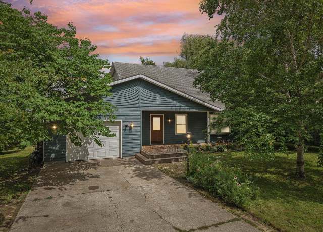 Property at 311 Prairie Ave, Lake Mills, WI 53551, 3 beds, 3 baths