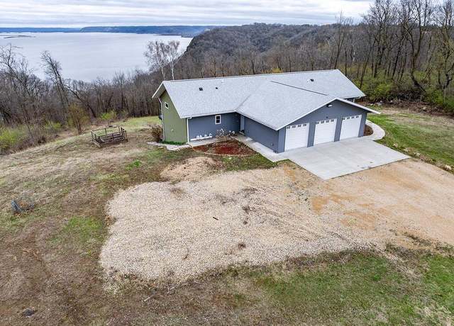 Property at 59144 Lucky Ln, Eastman, WI 54626, 3 beds, 3.5 baths
