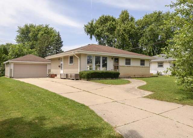 Property at 4019 S 48th St, Milwaukee, WI 53220, 3 beds, 1 bath