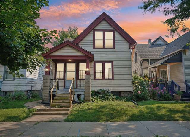 Property at 2923 W Cherry St Unit 2923A, Milwaukee, WI 53208, 6 beds, 2 baths