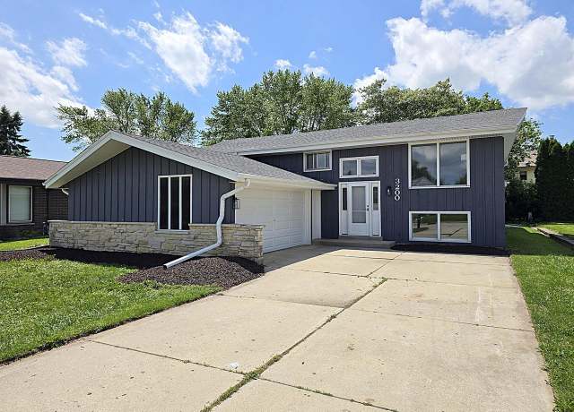 Property at 3200 15th Ave, South Milwaukee, WI 53172, 4 beds, 1.5 baths