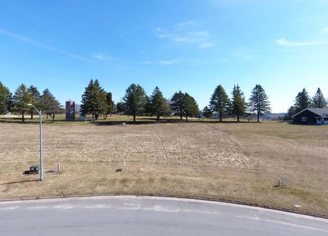 Property at LOT 28 16th Fairway Dr, Viroqua, WI 54665