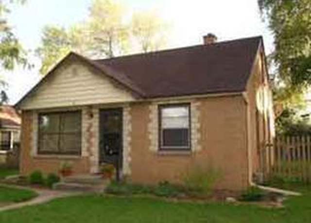 Property at 1221 W Silver Spring Dr, Milwaukee, WI 53209, 4 beds, 1.5 baths