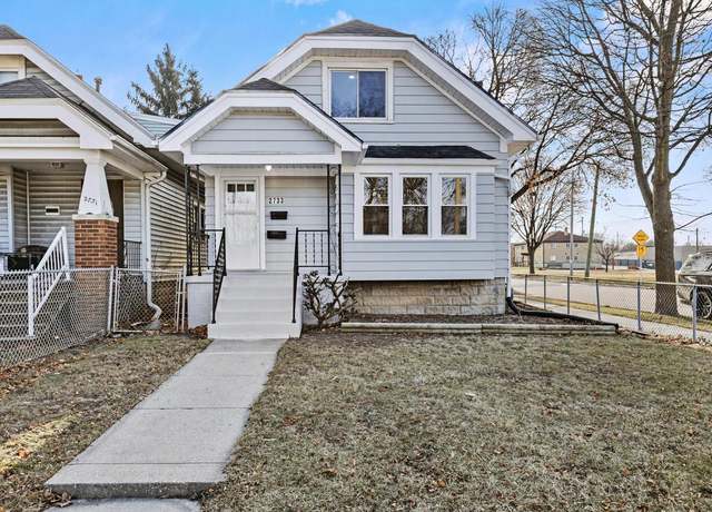 Property at 2733 W Fairmount Ave, Milwaukee, WI 53209, 4 beds, 1 bath