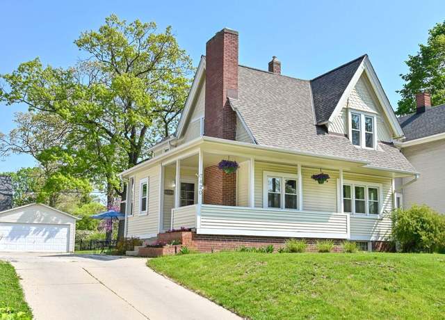 Property at 7420 W Garfield Ave, Wauwatosa, WI 53213, 3 beds, 2 baths