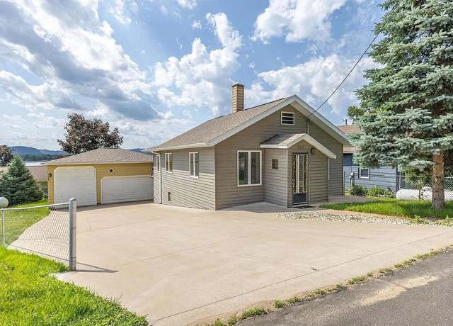 Property at 302 Walnut St, Genoa, WI 54632, 2 beds, 1 bath