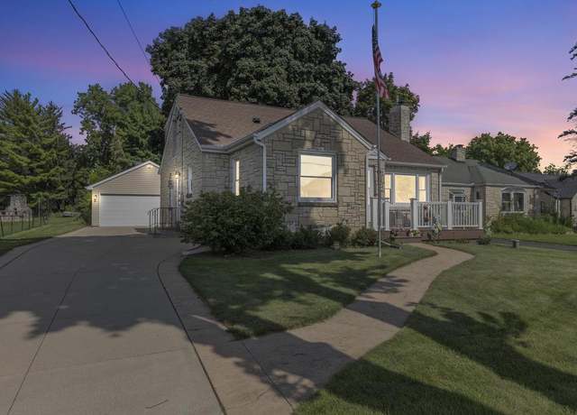 Property at W184S6665 Jewel Crest Dr, Muskego, WI 53150, 4 beds, 2 baths