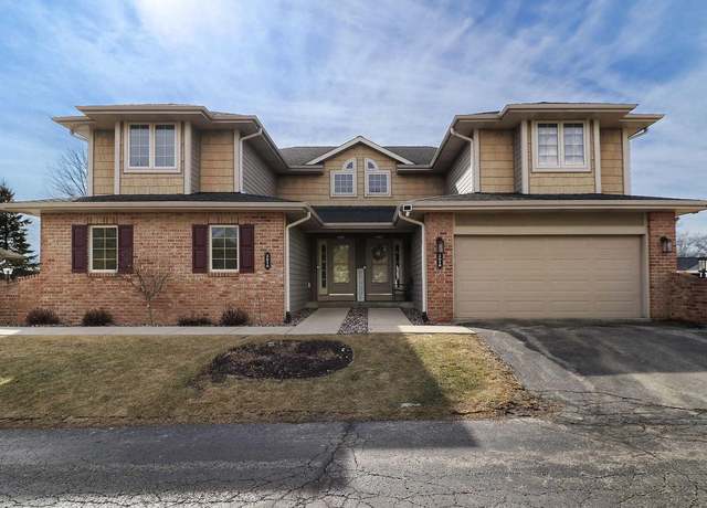 Property at 2616 30th Ave, Kenosha, WI 53144, 2 beds, 2.5 baths